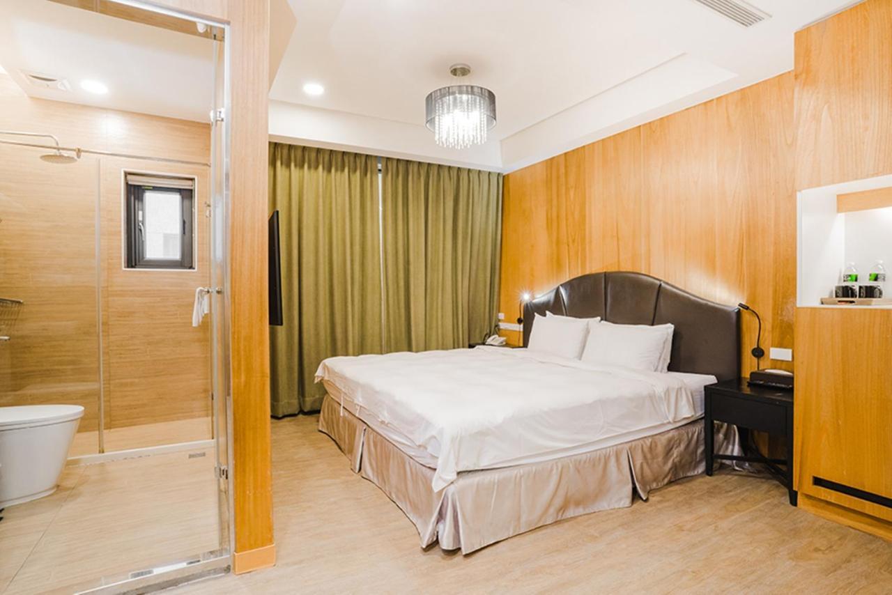 Royal Rose Hotel Ximen Taipei Room photo
