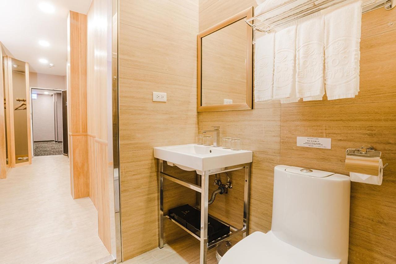 Royal Rose Hotel Ximen Taipei Room photo