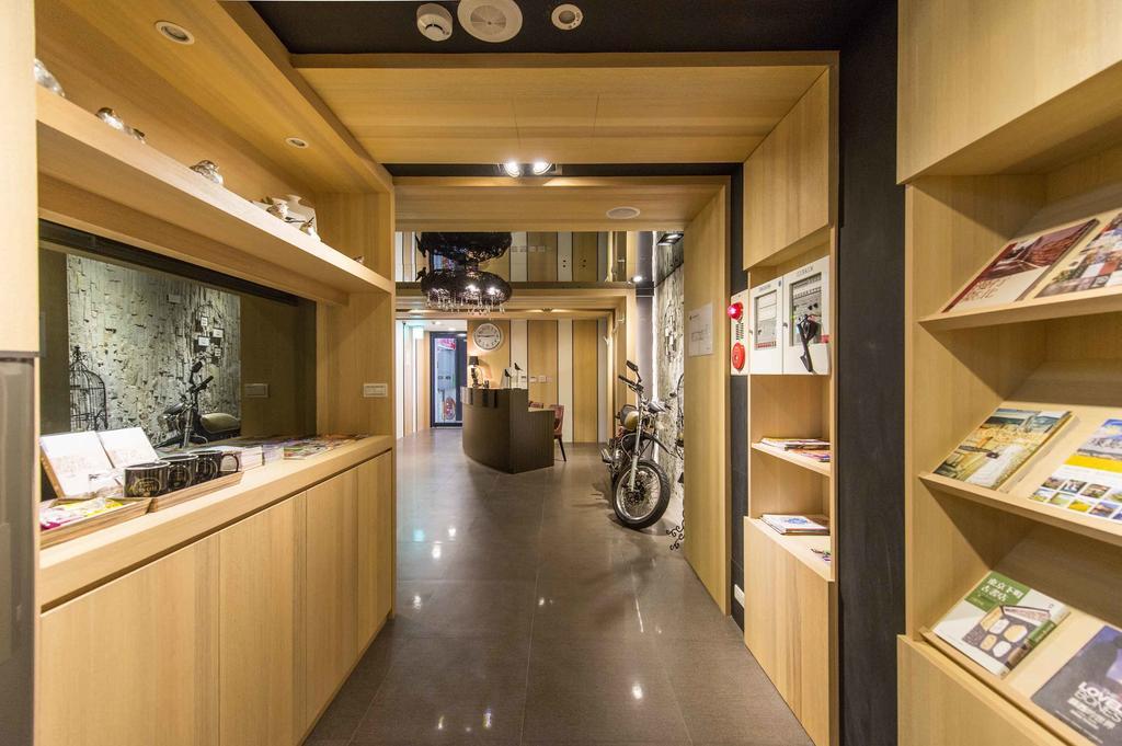 Royal Rose Hotel Ximen Taipei Exterior photo