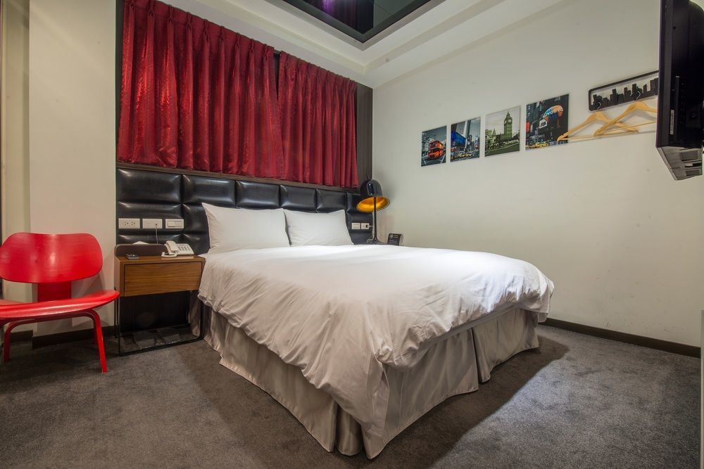 Royal Rose Hotel Ximen Taipei Exterior photo