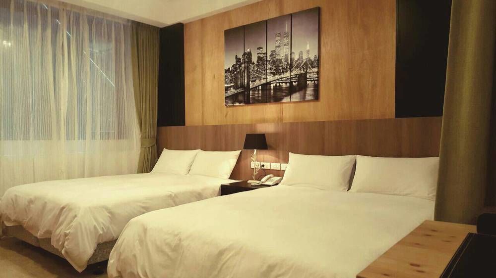 Royal Rose Hotel Ximen Taipei Exterior photo